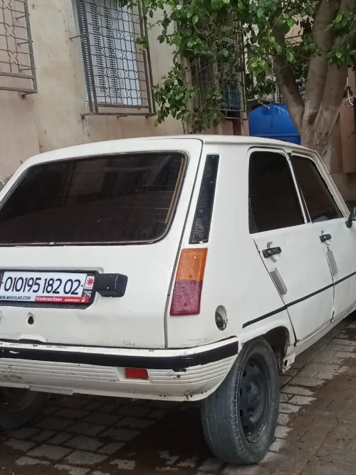 Renault 5 1982 5
