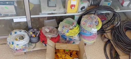 Stock matériel électrique complet