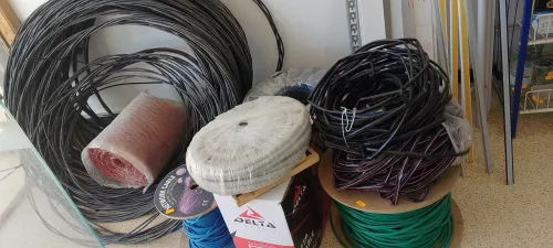 Stock matériel électrique complet