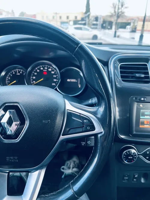 Renault Symbol 2019 Whaite édition