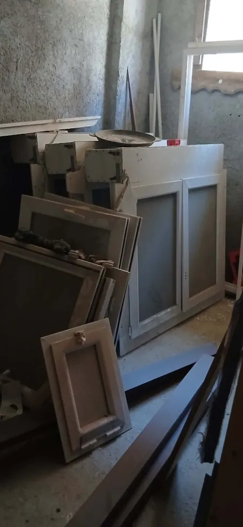 Vide-greniers de matériel de travaux bâtiments et réseau.