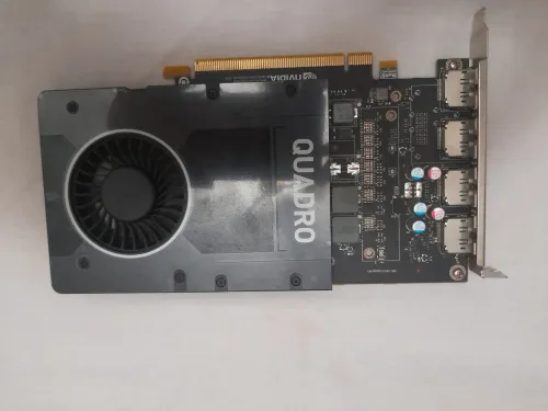 Carte graphique NVIDIA Quadro P2000 5GB  Très bon état