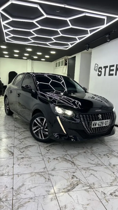 Peugeot 208 2023 Allure Pack