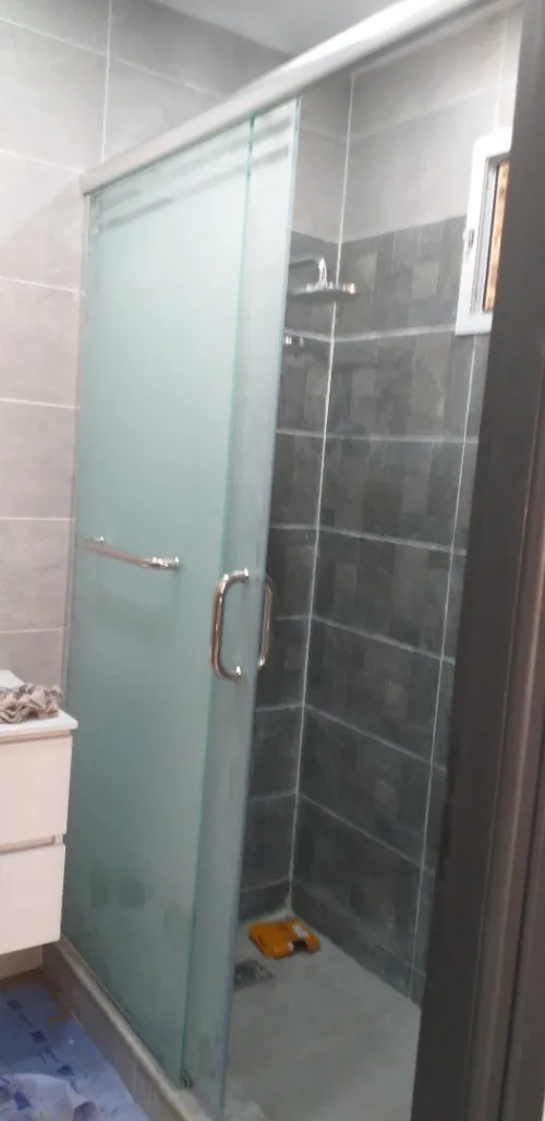 Cabine de douches italien sur mesure 
