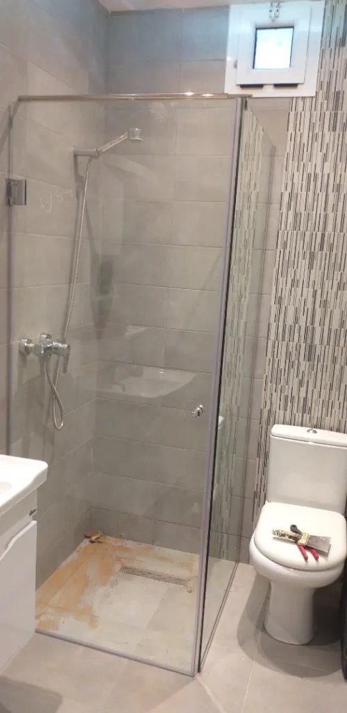 Cabine de douches italien sur mesure 