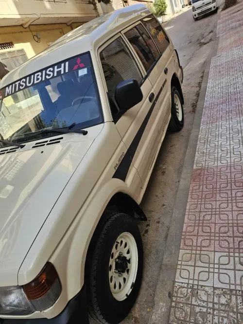 Mitsubishi Pajero Court 1995 Pajero Court