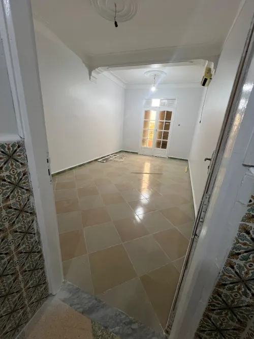 Location Appartement Niveau de villa F3 Alger Baba hassen