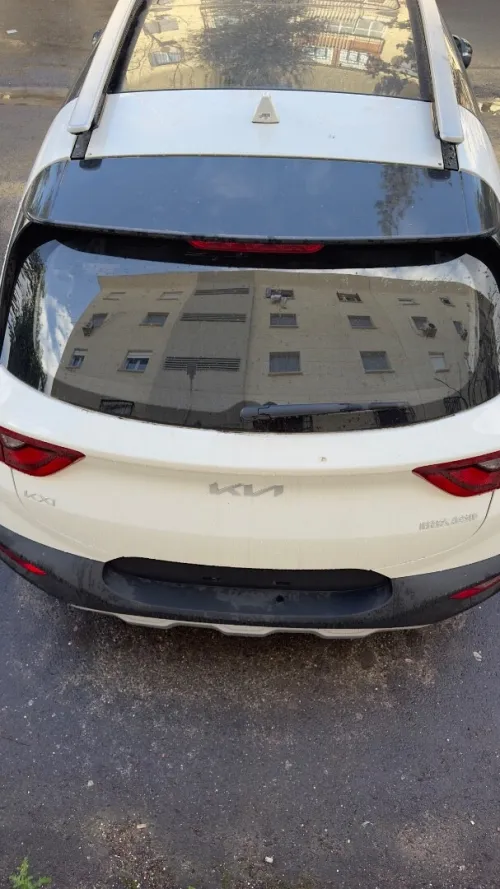 Kia KX1 2025 Avec toit