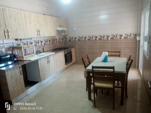 Location Appartement F4 Mostaganem Mezghrane
