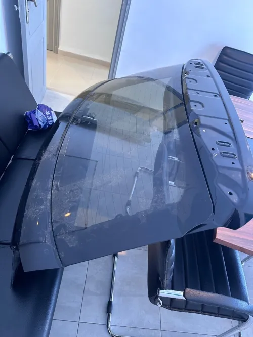 Lunette-   Par brise arrière Audi Q2
