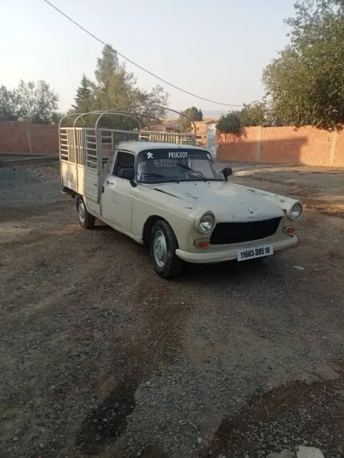 Peugeot 404 1985 Baché