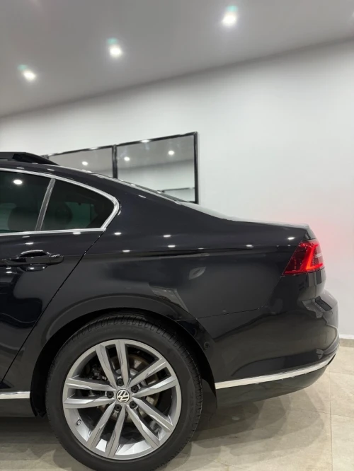 Volkswagen Passat 2019 Carat+