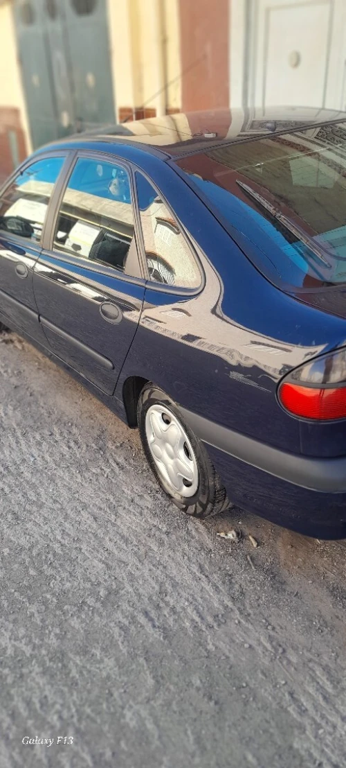 Renault Laguna 1 1995 Laguna 1