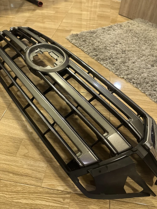 Calandre Land Cruiser 200 originale