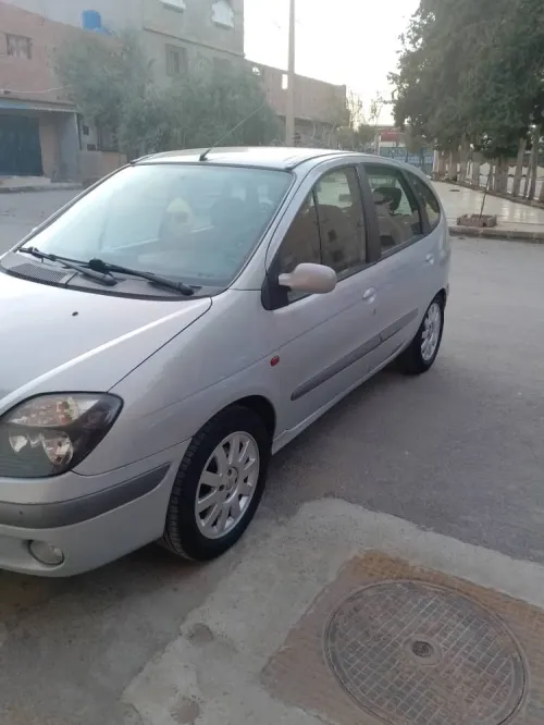 Renault Scenic 1997 Orange