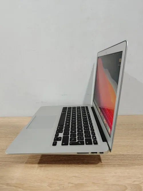 Mac book