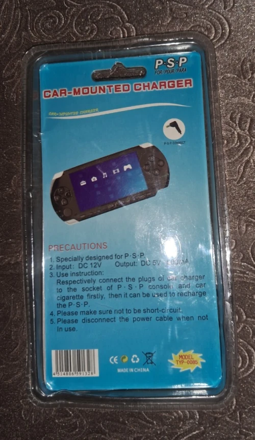Chargeur voiture psp 12v neuf