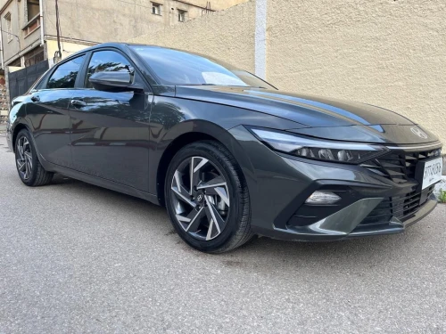 Hyundai Elantra 2025 GLX