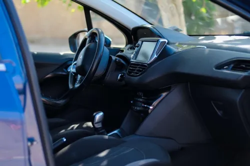 Peugeot 208 2014 Allure