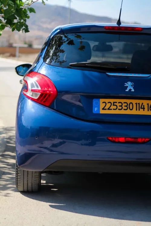 Peugeot 208 2014 Allure