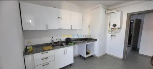 Location Appartement F3 Oran Bir el djir