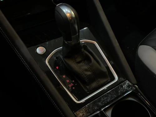 Jetta  VS5 2025 full option