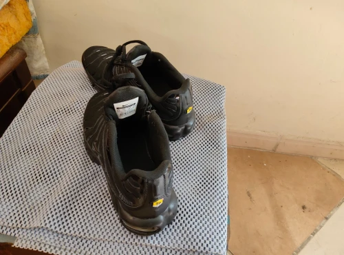 Magnifique Nike TN Black Black 42 caba
