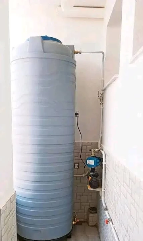 Plombier Installation citerne et installation sanitaire تركيب خزانات المياه و أعمال التركيب الصحي