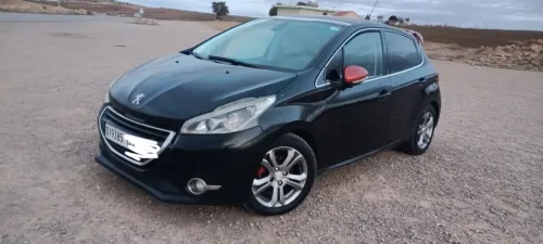 Peugeot 208 2015 Roland Garros