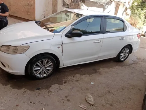 Peugeot 301 2013 Active