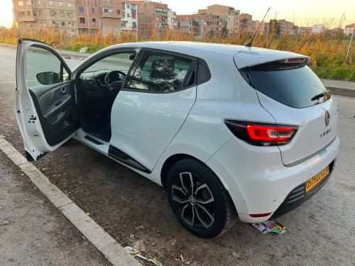 Renault Clio 4 2022 Limited 2