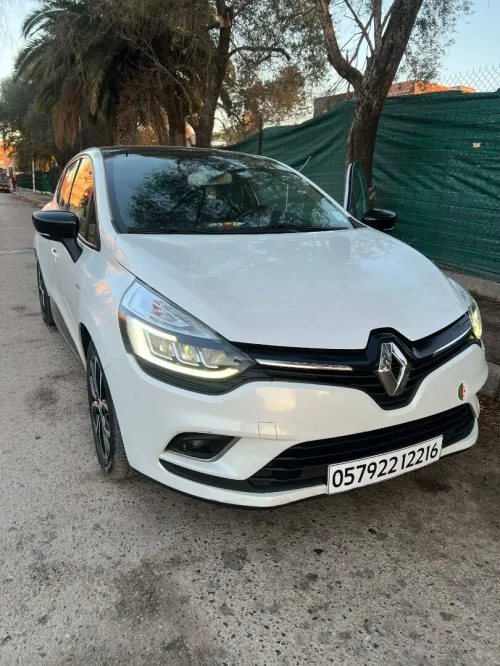Renault Clio 4 2022 Limited 2