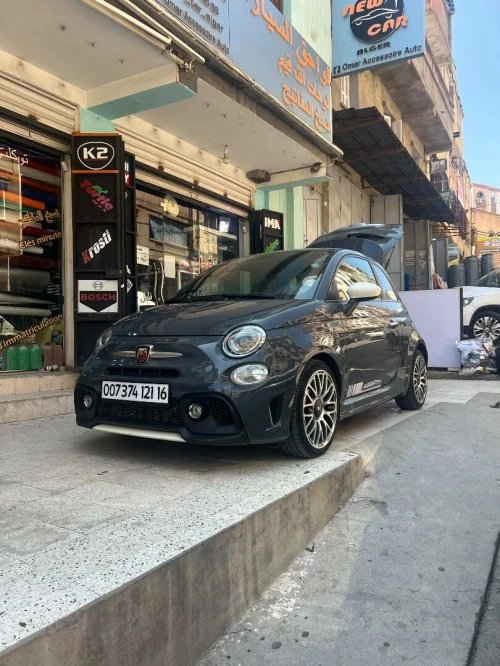 Fiat 500 2021 Abarth