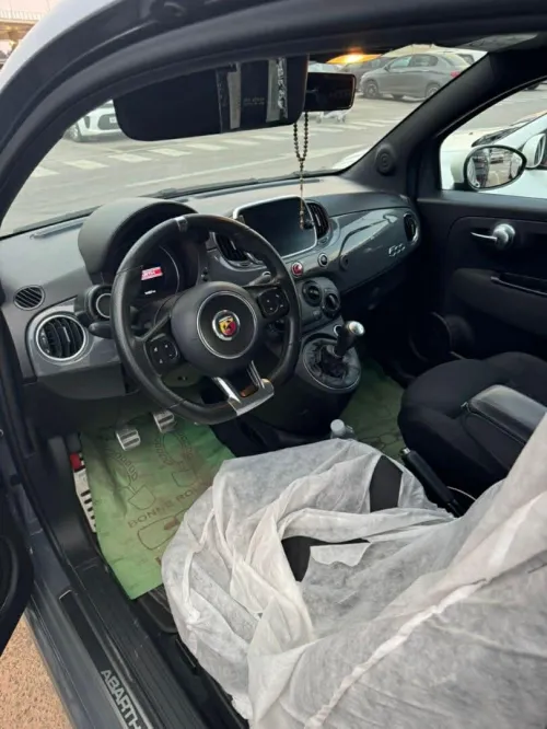Fiat 500 2021 Abarth