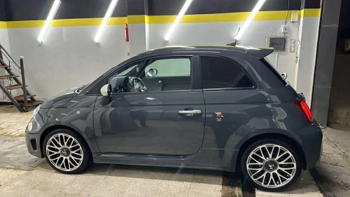 Fiat 500 2021 Abarth