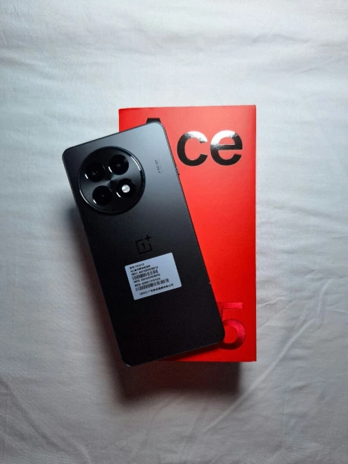 Oneplus Ace 5 de bon prix
