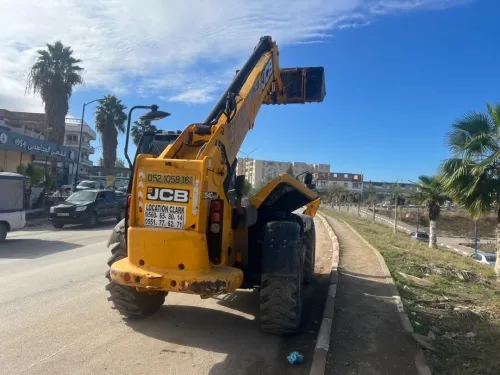 Jcb Télescope 2016