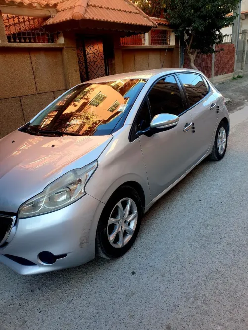 Peugeot 208 2015 208