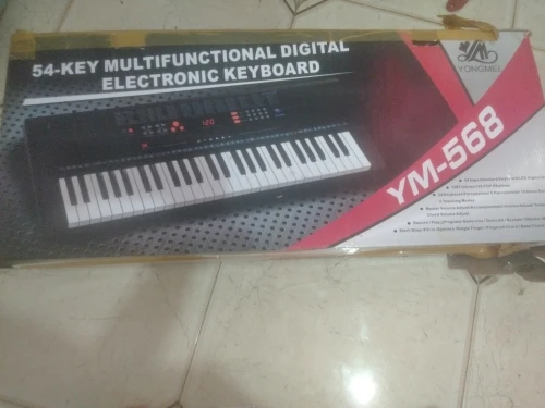 Piano keyboard avec support