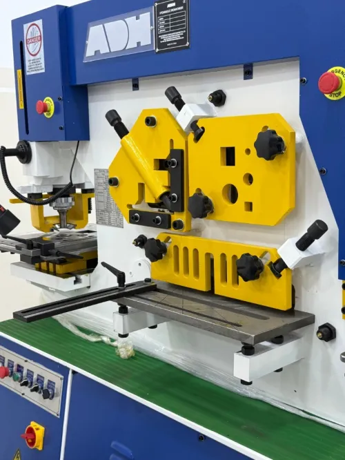 Machine hydraulique pour le travail du fer 60T 