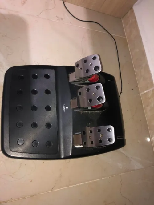 Volant Logitech g27
