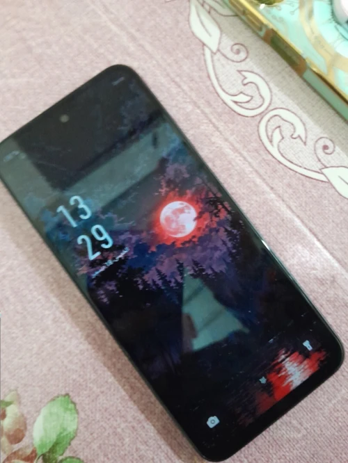 infinix smart 9 لون أسود