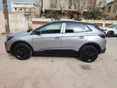 Opel GrandLand 2025 G. SLN