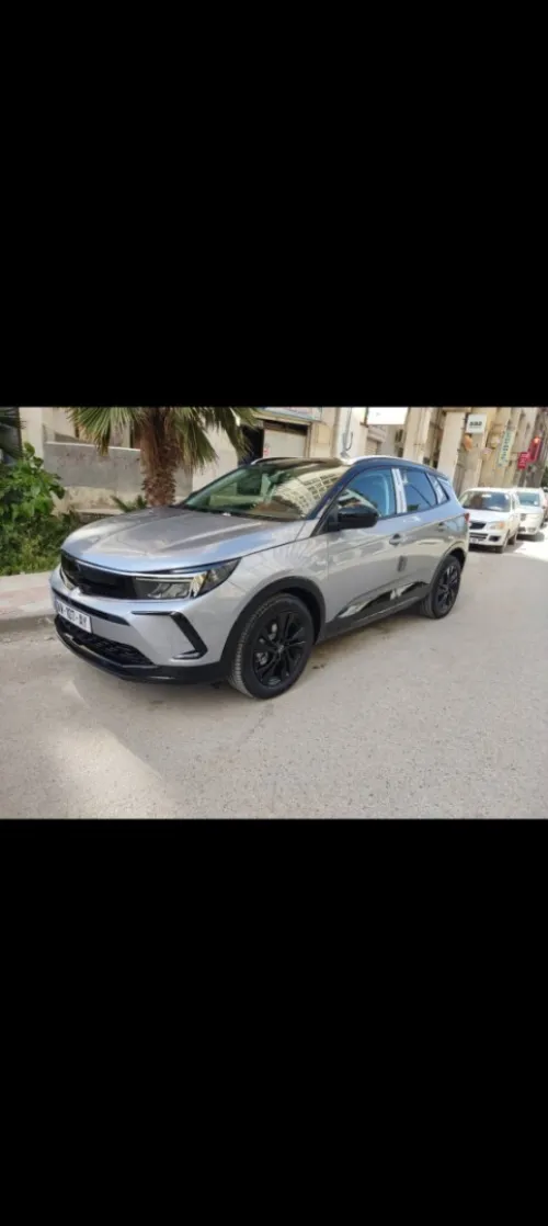 Opel GrandLand 2025 GSLN