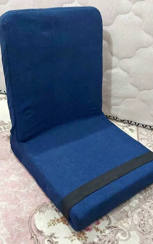 Chaise pliable. كرسي أرضي