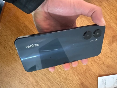Realme C33