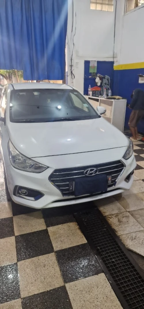Hyundai Accent RB  4 portes 2018 GL DZ