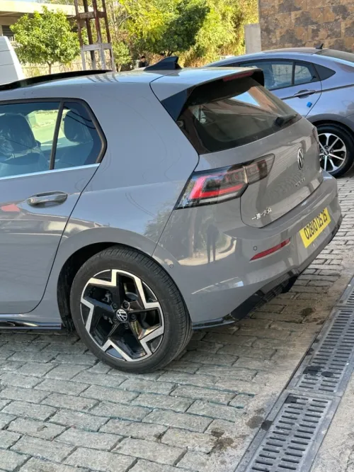 Volkswagen Golf 8 2025 Pro R-line