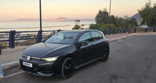 Volkswagen Golf 8 2025 R Black Edition 