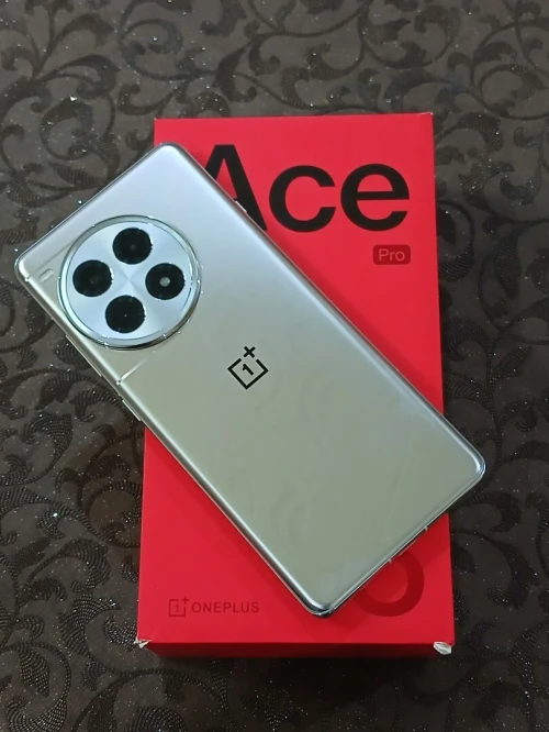 Oneplus Ace 3 pro